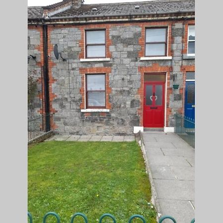 BessbrookCollege Square, Terrace Houseアパートメント エクステリア 写真