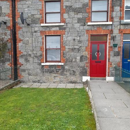 BessbrookCollege Square, Terrace Houseアパートメント エクステリア 写真