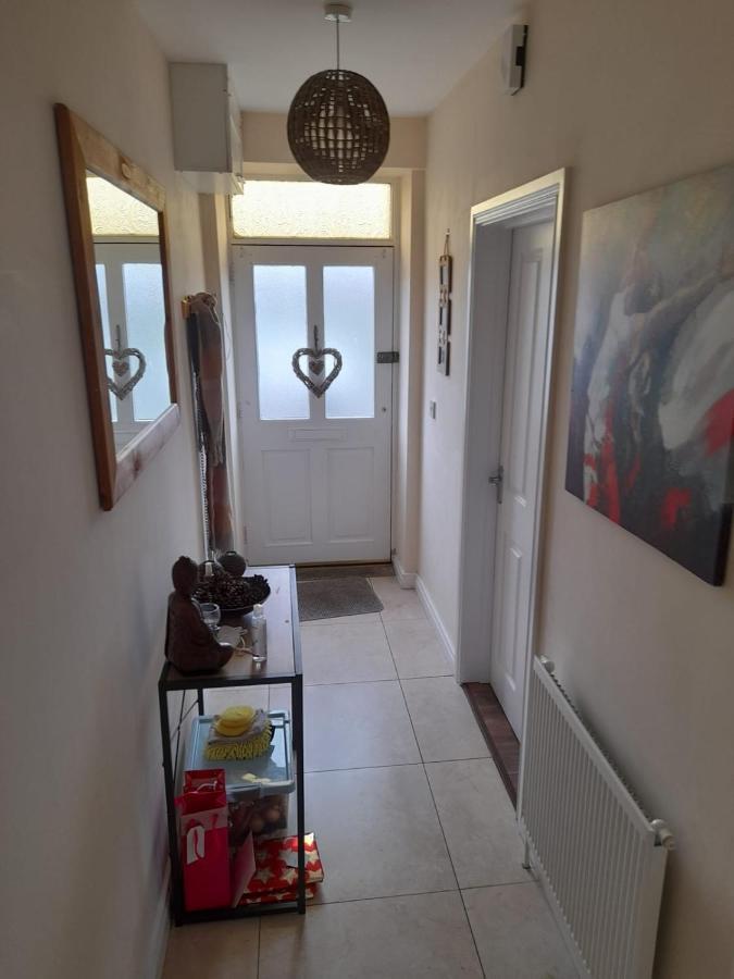 BessbrookCollege Square, Terrace Houseアパートメント エクステリア 写真